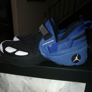 Men's Jordan trainer's OG